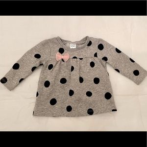 Carter’s polka dot sweater size 9m